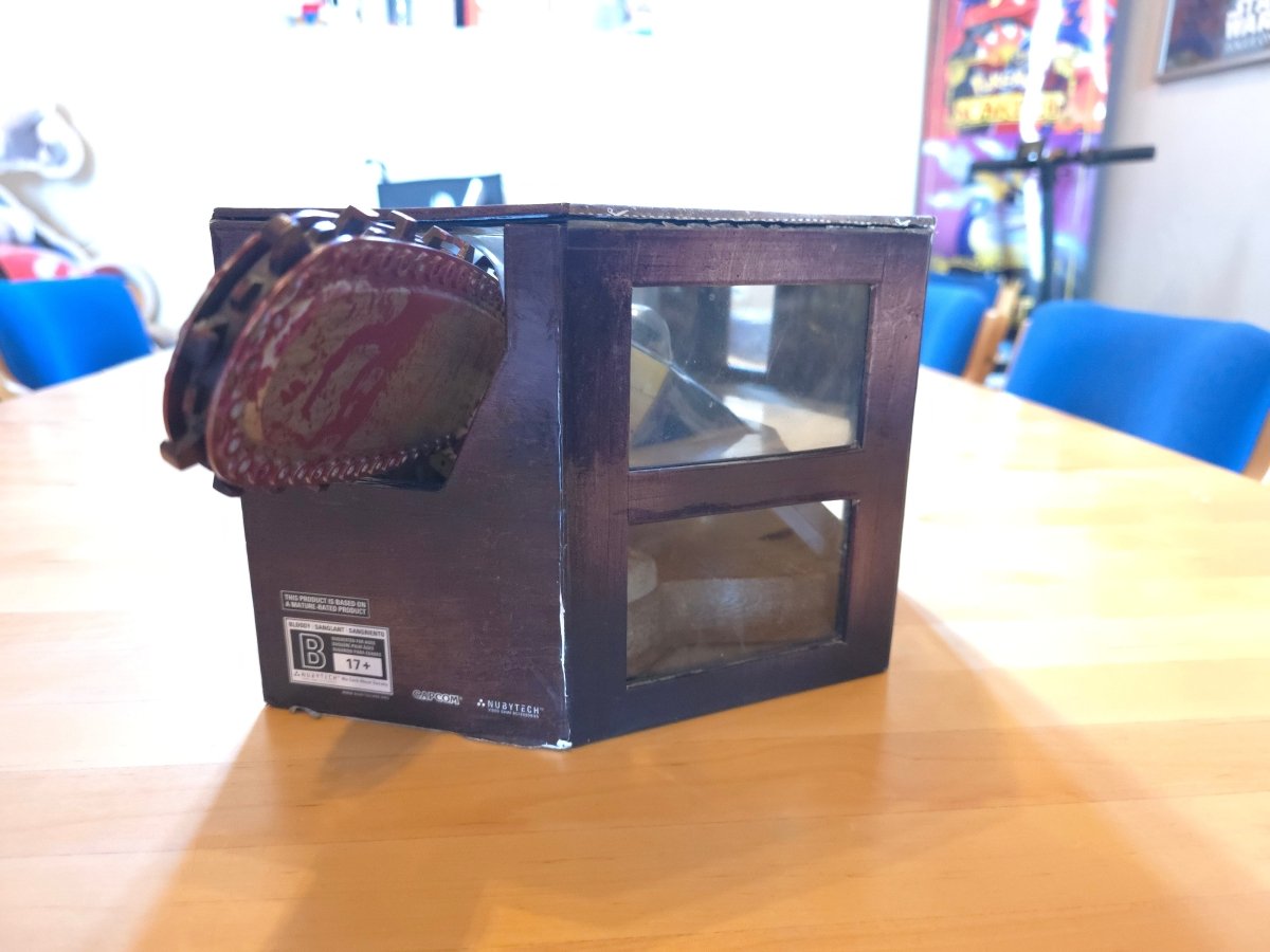 Resident Evil 4: Chainsaw Controller for GameCube (NGC) (PAL) (Komplett/CIB) (Begagnat) - Pennybridge Collectibles